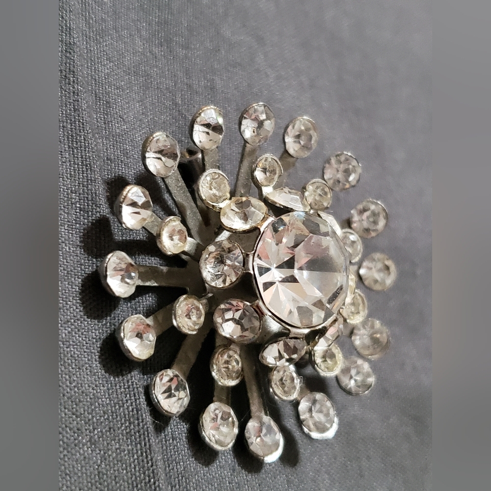 🌟 VINTAGE BROOCH LOT | 3-Piece MCM Rhinestone & Floral Statement Pins - Picture 3 of 16